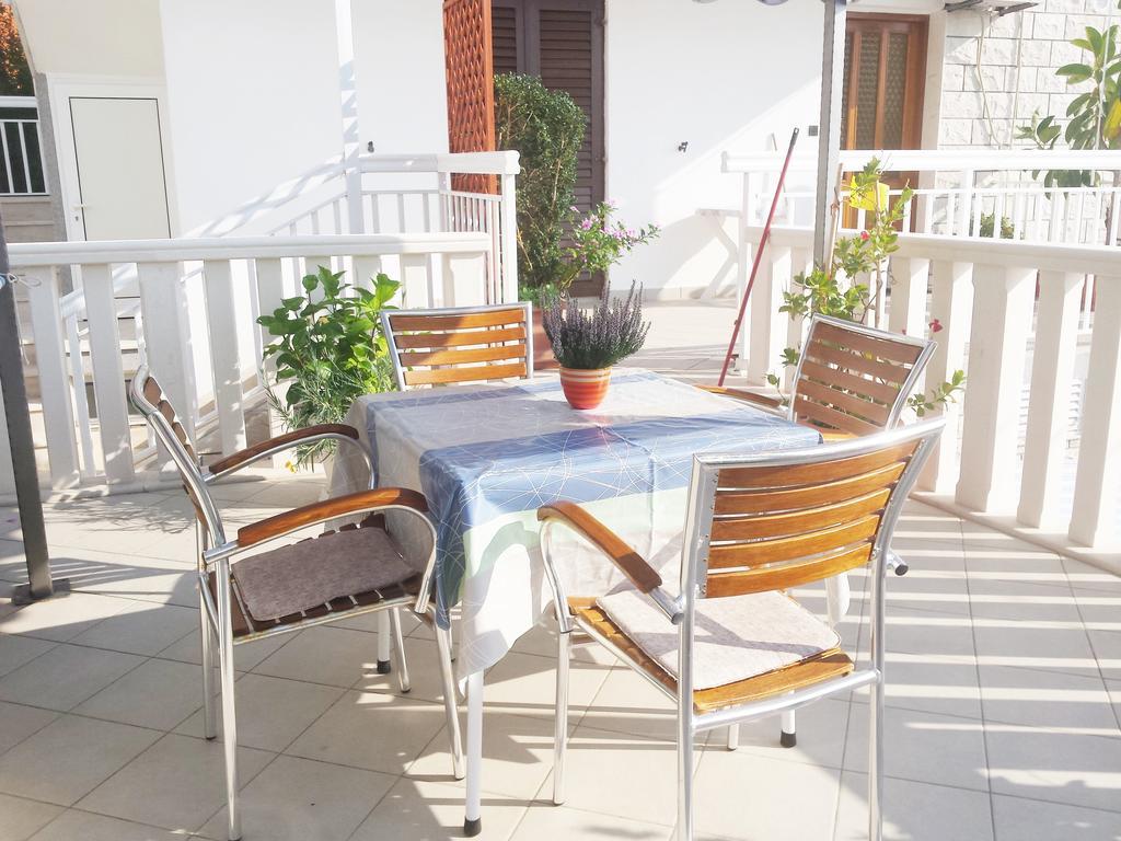 Apartments Slijepcevic Hvar Town Exterior photo