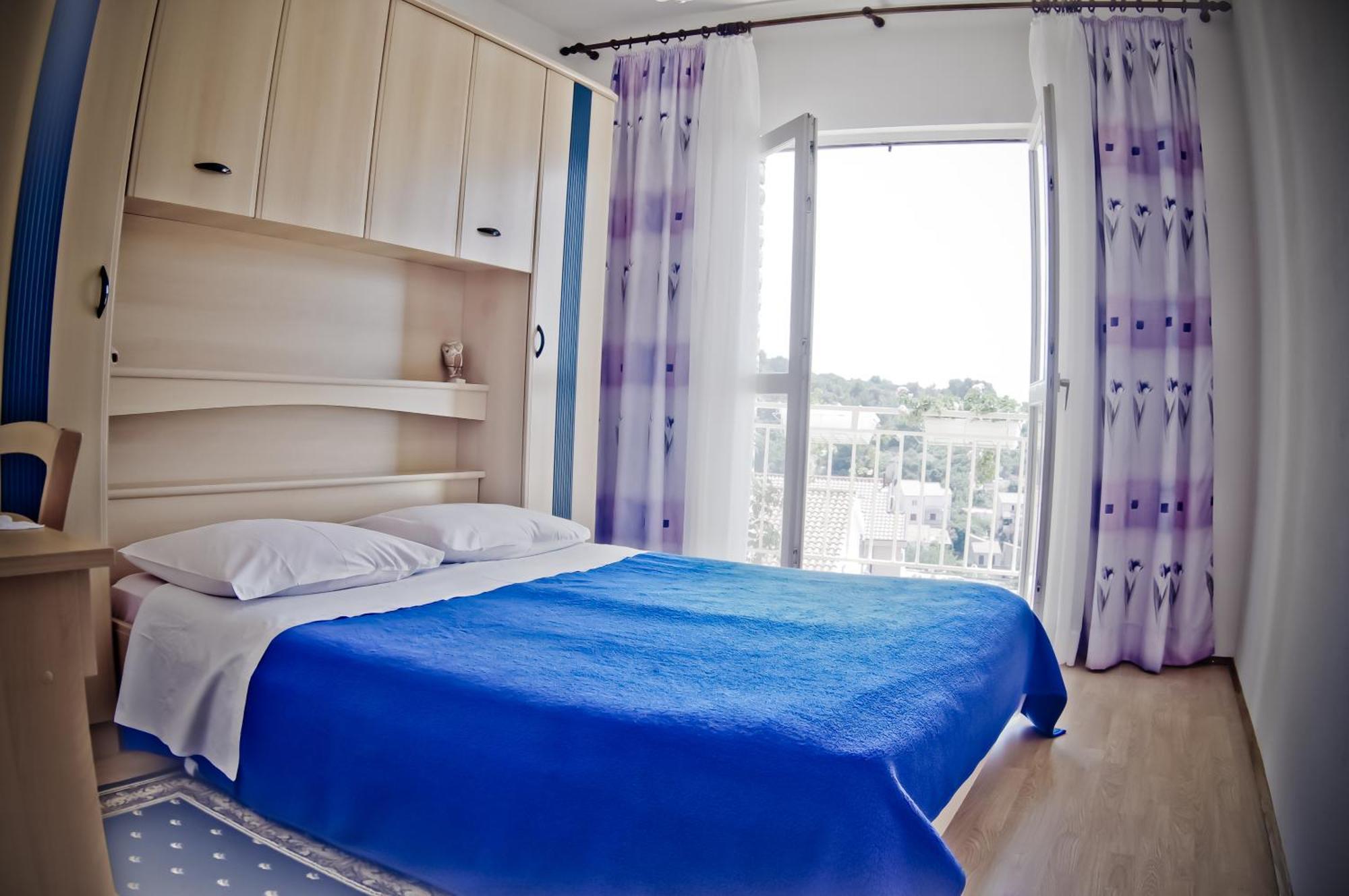 Apartments Slijepcevic Hvar Town Exterior photo