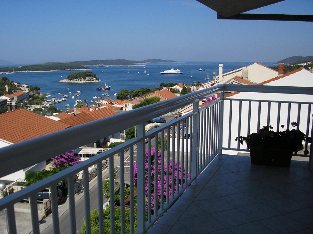 Apartments Slijepcevic Hvar Town Room photo